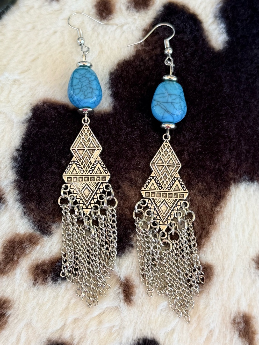 Western Boho Turquoise Stone with Silver Chain Dangle earrings. Cowgirl outfit